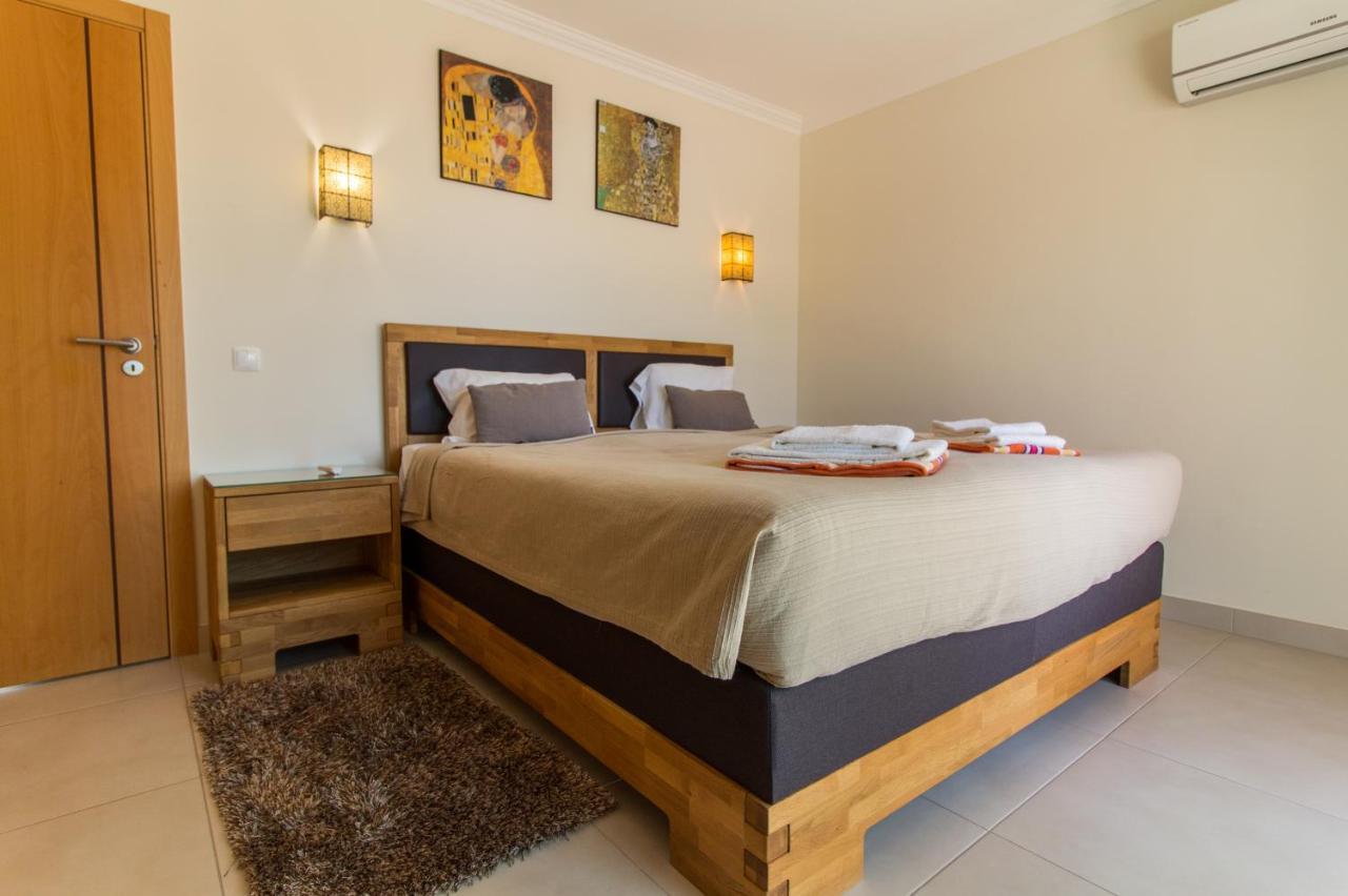 Cliff-Top Townhouse With Stunning Ocean Views Carvoeiro  Zewnętrze zdjęcie